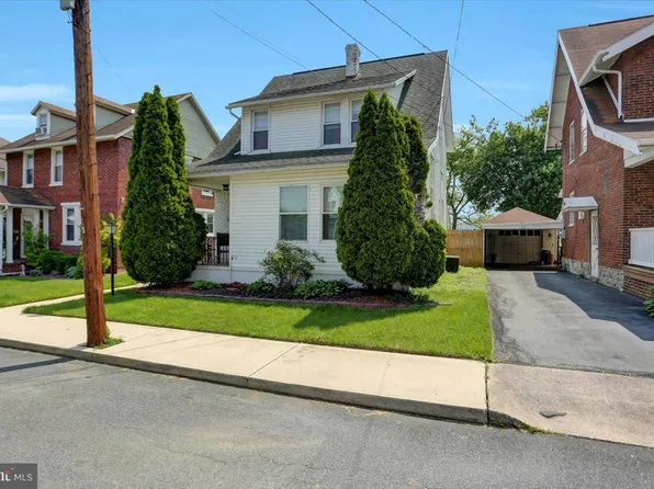 711 Clayton Ave, Waynesboro, PA 17268