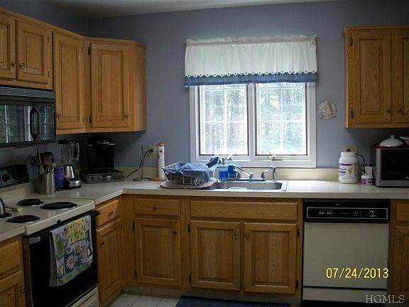 2nd image of 2504 Morgan Dr