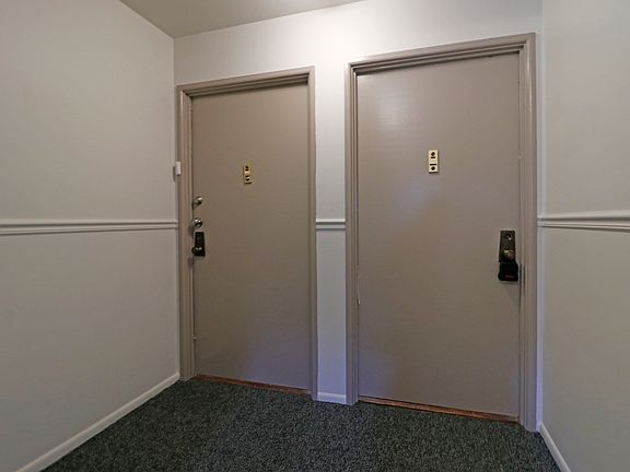 5th image of 1415 Vista Walk APT D