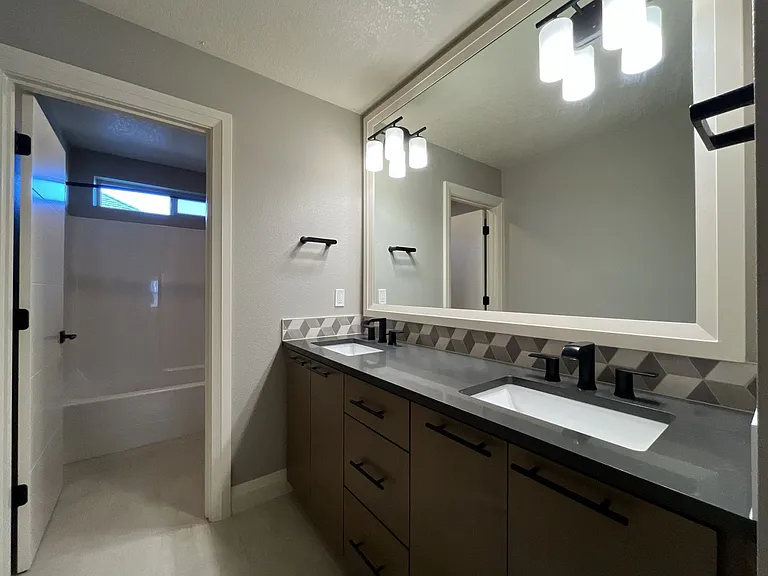 12100 SW 173rd Ter — Photo 50
