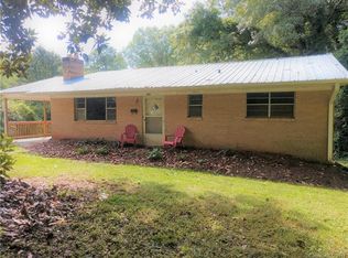1831 N Davis Ave, Newton, NC 28658