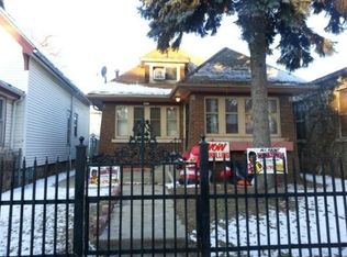 3271 N 30th St, Milwaukee, WI 53216