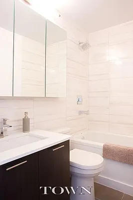 Rented by Town Residential | media 15