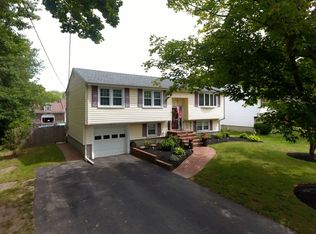 48 Overton St, Brockton, MA 02301