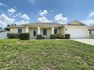 2813 NE 6th Pl, Cape Coral, FL 33909
