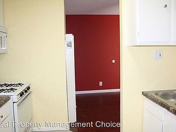 4th image of 433 1/2 W 126th St