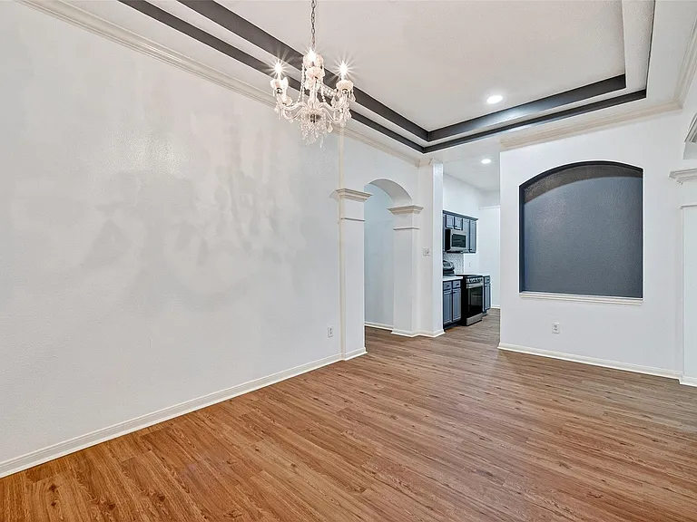 17303 Kenton Crossing Ln — Photo 9