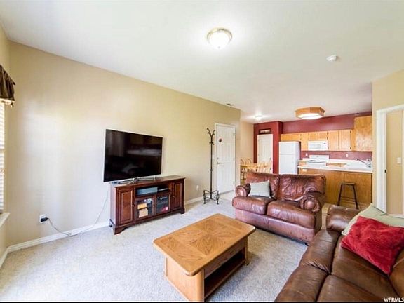 4th image of 509 N Belmont Pl Unit 372