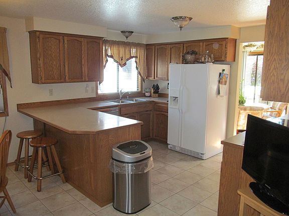 3rd image of 5322 89th St NE