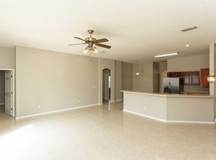 8572 Springtree Rd, Jacksonville, FL 32210