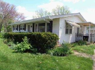 282 N Kenwood St, Argenta, IL