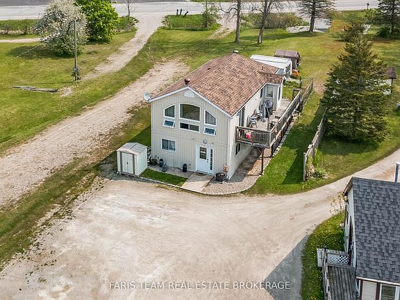 5th image of 5632 Penetanguishene Rd