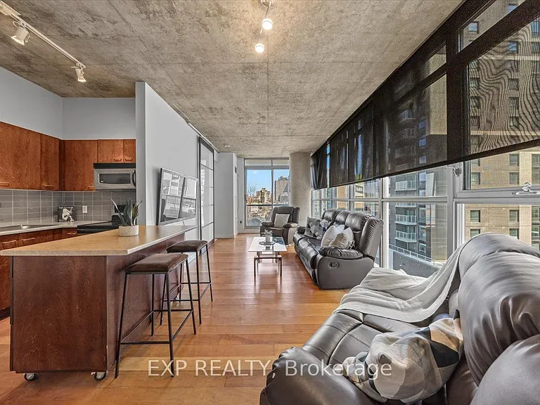179 George St #603 — Photo 6