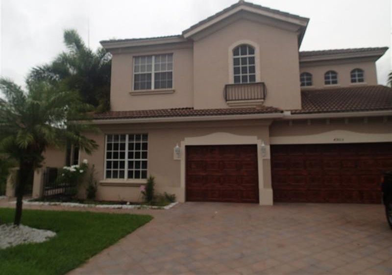 1st image of 4903 Forest Dale Dr