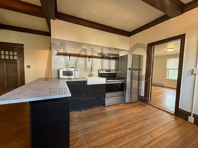 928 W 7th Ave — Photo 11