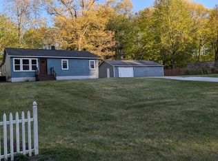 930 N Mill Iron Rd, Muskegon, MI 49442