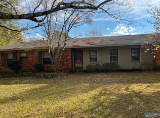 2417 Stratford Rd SE, Decatur, AL 35601