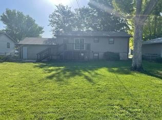 3618 M Ave, Kearney, NE 68847