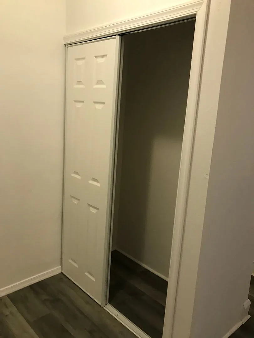 Charming 2BR Duplex in Philadelphia — Photo 4