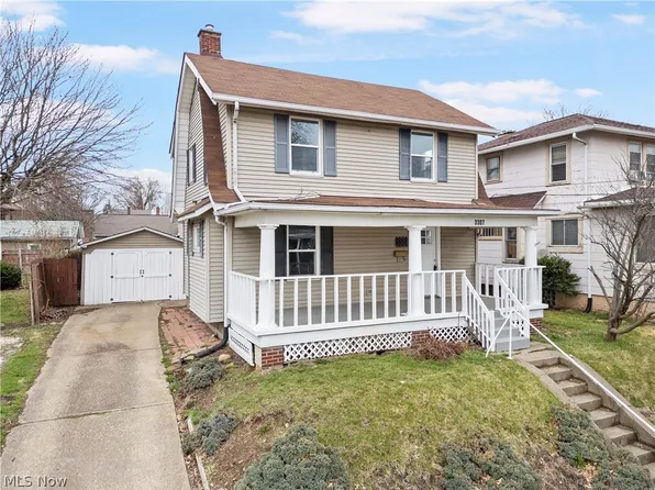 3307 9th St SW, Canton, OH 44710
