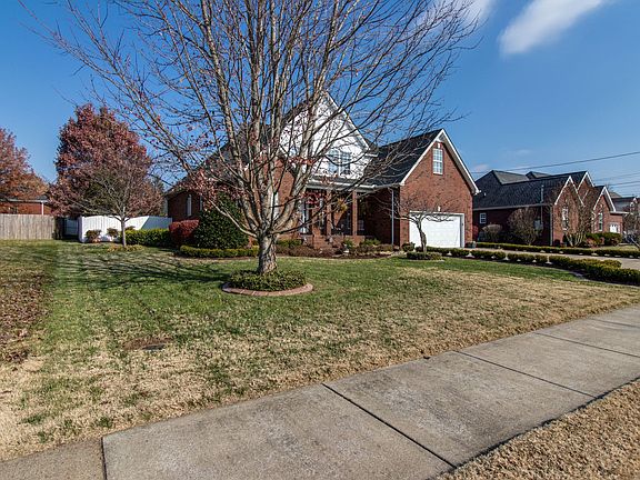3rd image of 9004 Merlot Dr
