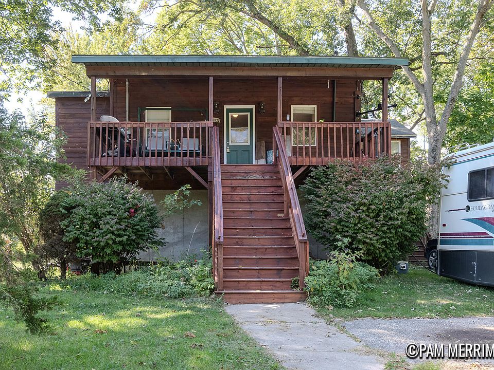 1st image of 2085 Shady Dr NE