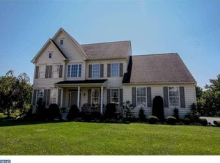 104 Little Squire Dr, Coatesville, PA 19320