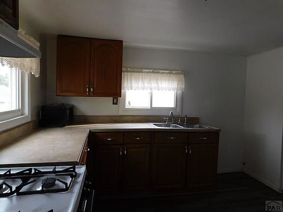5th image of 822 N Glendale Ave