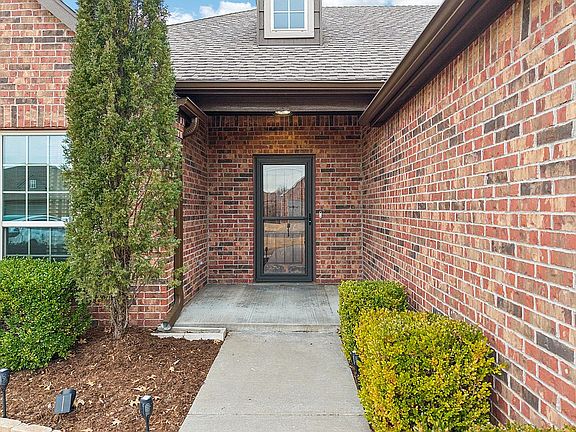 5th image of 26502 Gallo Dr