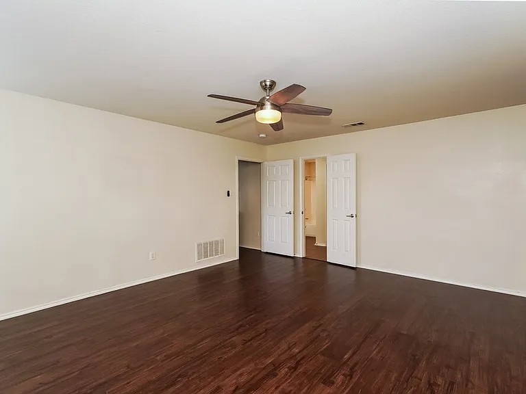 6708 Friendsway Dr — Photo 11