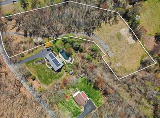 8 Brundrett Ave, Andover, MA 01810