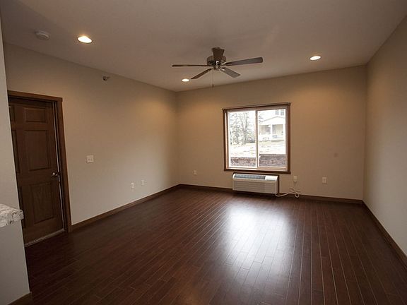 3rd image of 2010 6th St APT 8