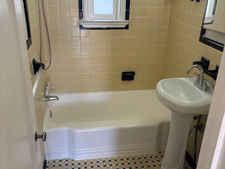 7261 Bay St #2 — Photo 9