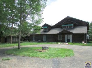 10330 SW Topeka Blvd, Wakarusa, KS 66546