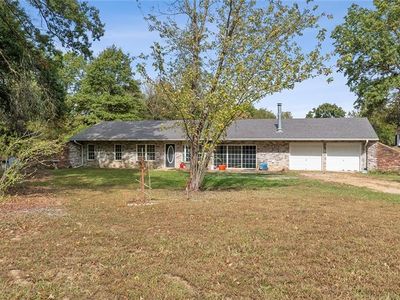 17530 S 2200th Rd, Nevada, MO, 64772
