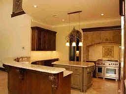 Gourmet kitchen