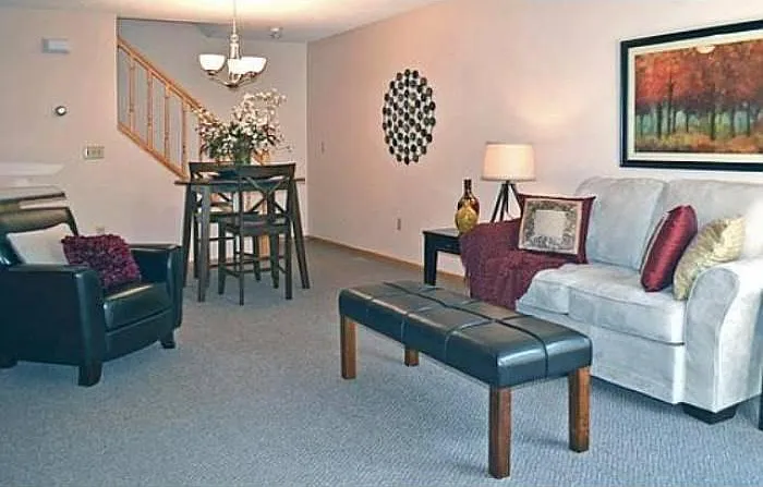 4045 Crystal Cir — Photo 9