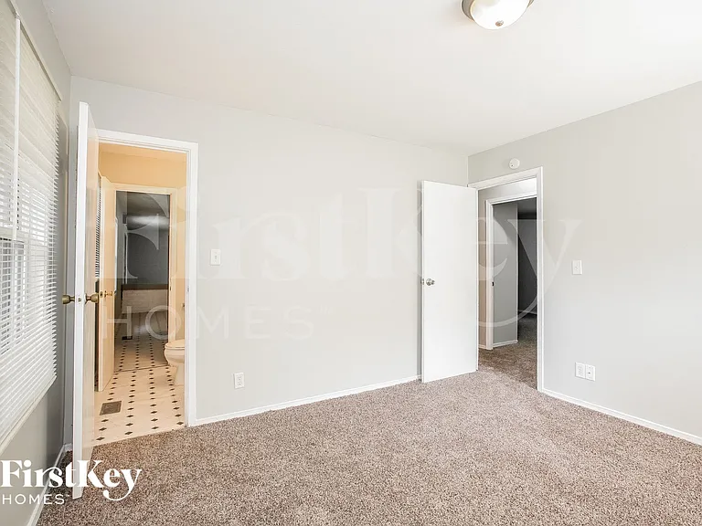 7531 E Penway St — Photo 9
