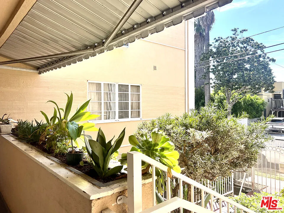 Studio, 1.0 bath, 550 sqft, $1,695 — Photo 4