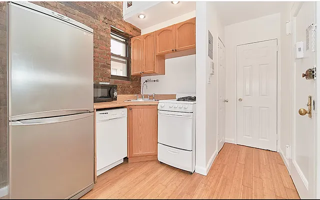 Rented by Living New York | media 3