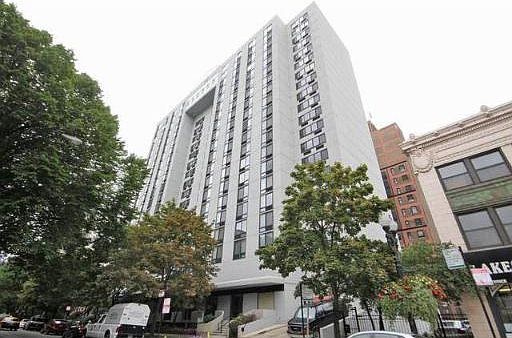 2nd image of 1221 N Dearborn Pkwy #1005S