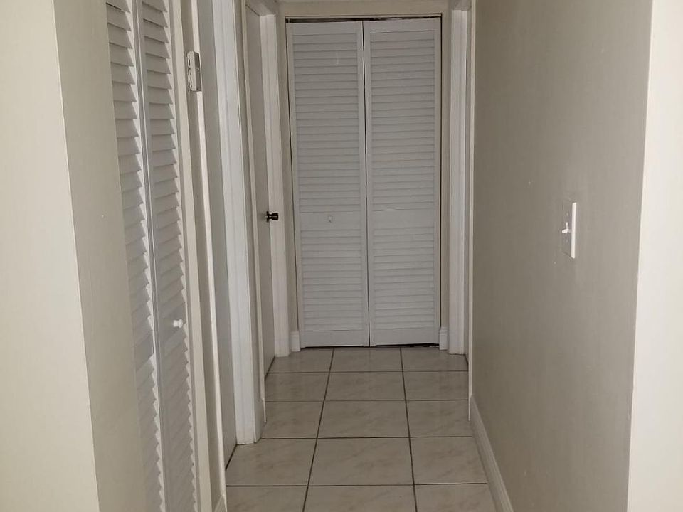 2nd image of 9425 Fontainebleau Blvd APT 208