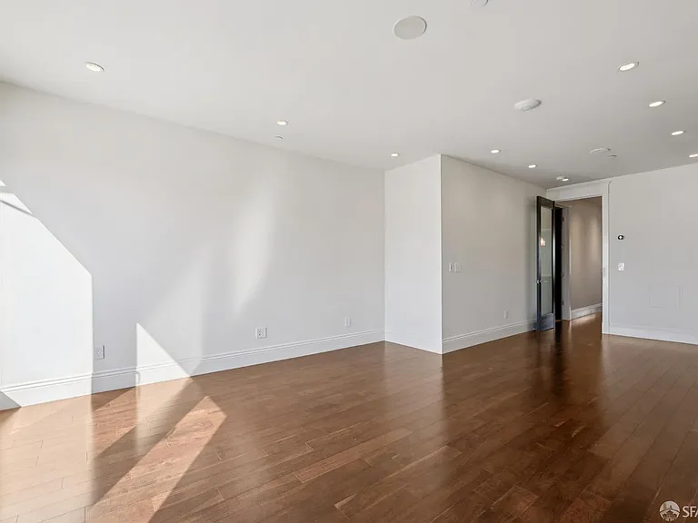 527 Greenwich St #A — Photo 16
