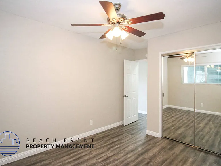 20936 Amie Ave — Photo 4