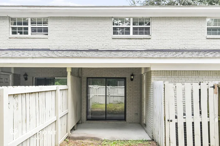825 Von Kolnitz Rd — Photo 3