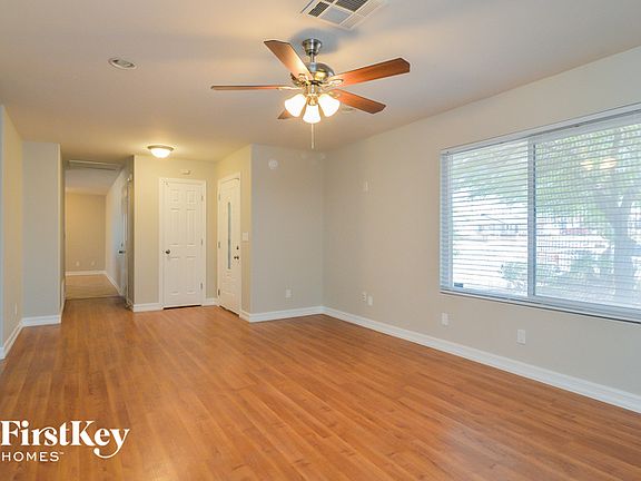 4th image of 421 McKenzie Dr