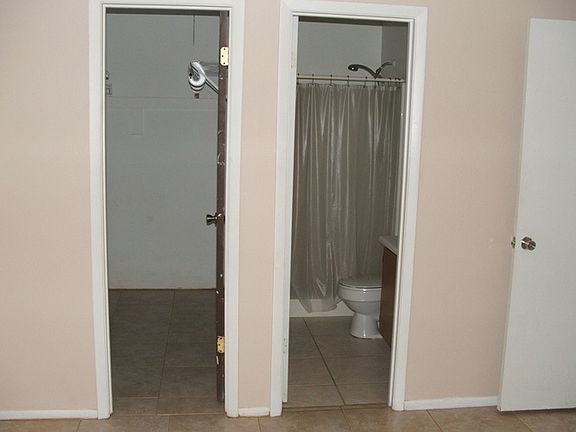 5th image of 3757 Sunday Dr