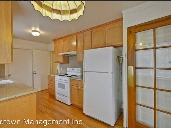 4th image of 336 Calcaterra Pl