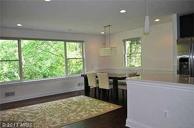 5th image of 8725 Susanna Ln