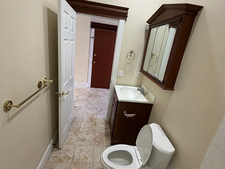 108 Richmond St #1 — Photo 39